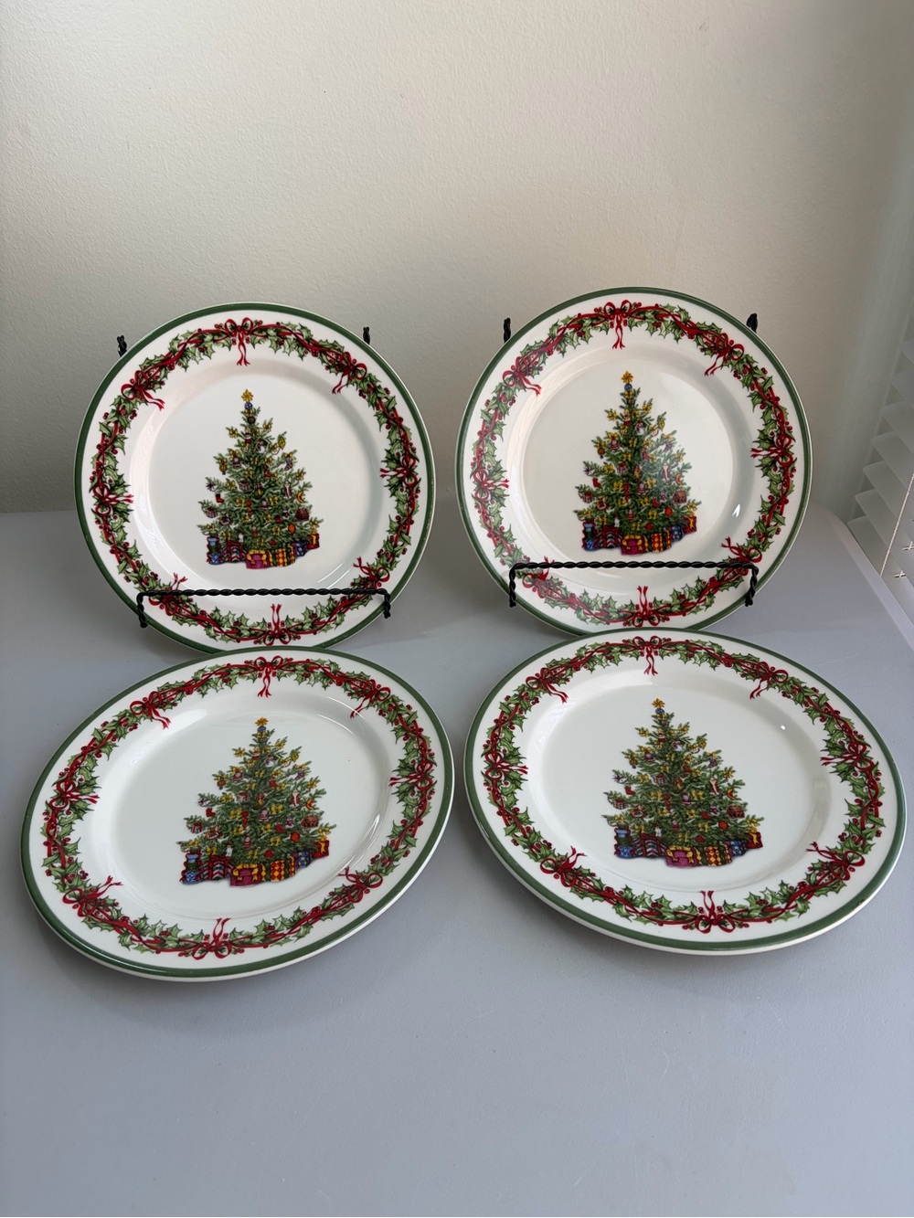 Christopher Radko Traditions Holiday Celebrations Salad Plate Set of 4 Columbia
